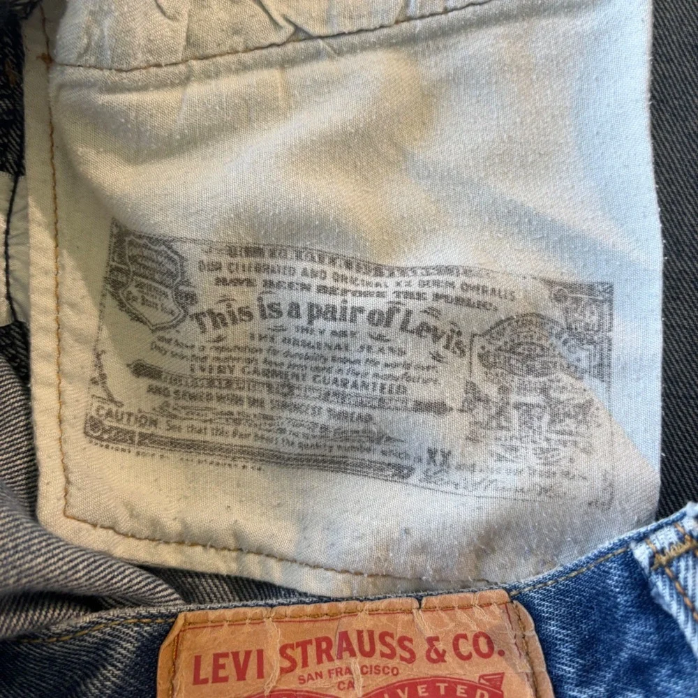 Levis 501 Original Fit Button Fly Straight Leg Blue Denim Jeans Mens 36x29
